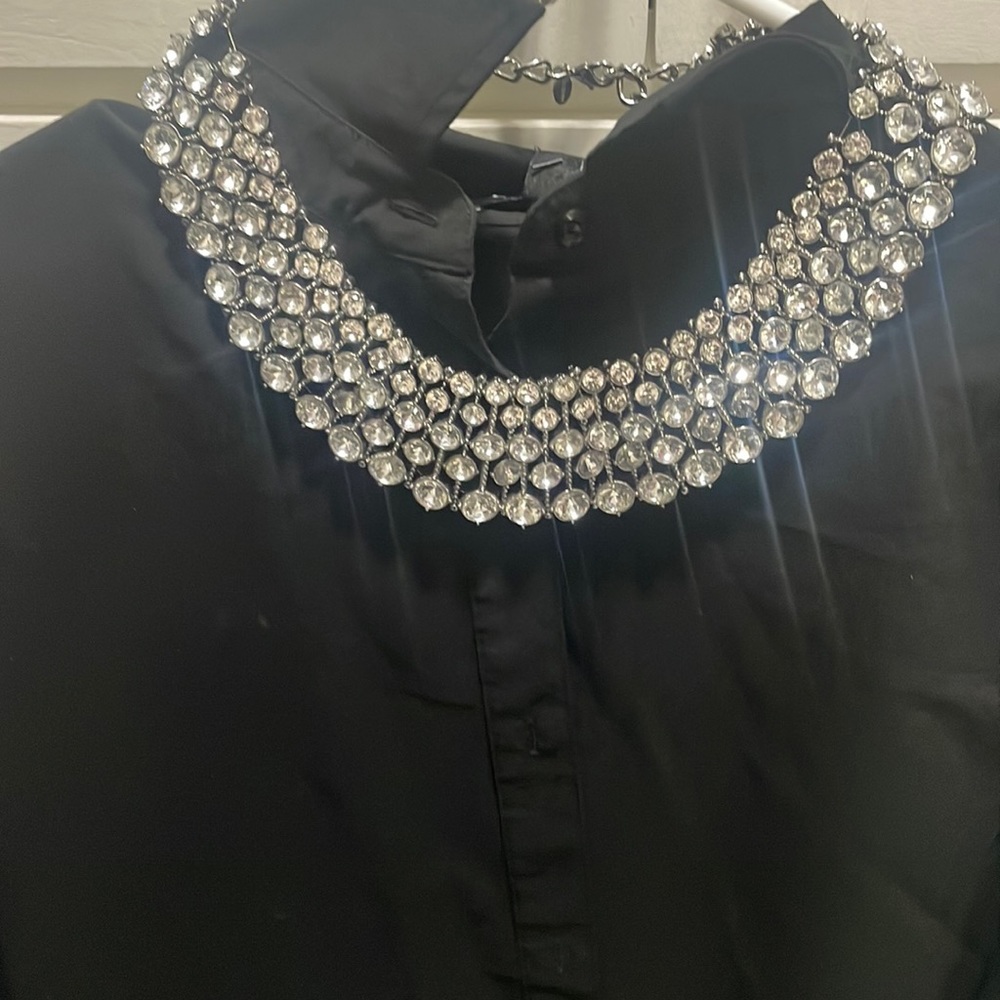 Bright crystal choker